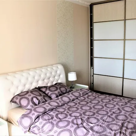 Apartamento Parnu Mnt 48 *